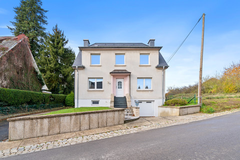 Moradia com 3 quarto(s) para venda em Redange-sur-Attert