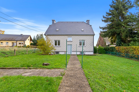 Moradia com 3 quarto(s) para venda em Redange-sur-Attert