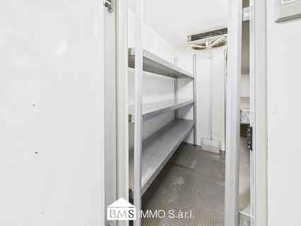 Laden zu verkaufen in Trier