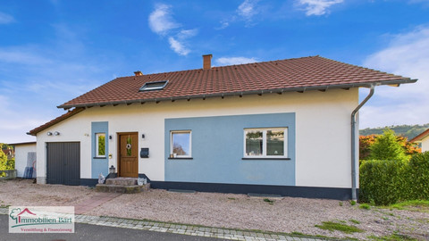 House with 6  bedroom(s) to sell in Mettlach-Tünsdorf
