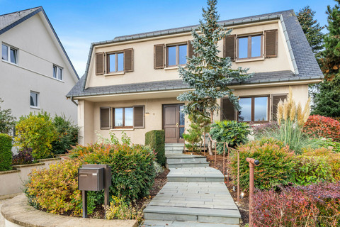 Detached house with 4 bedroom(s) to sell in Strassen