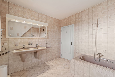 Detached house with 4 bedroom(s) to sell in Strassen