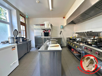 Gastronomie / Hotellerie 27 Zimmer zu vermieten in Ehnen