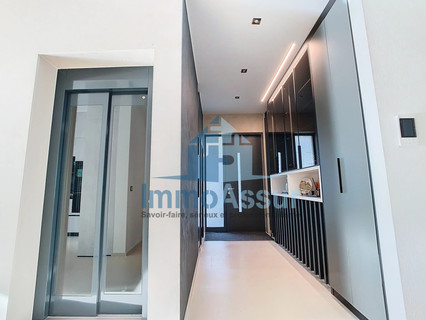 Semi-detached with 5 bedroom(s) to sell in Differdange