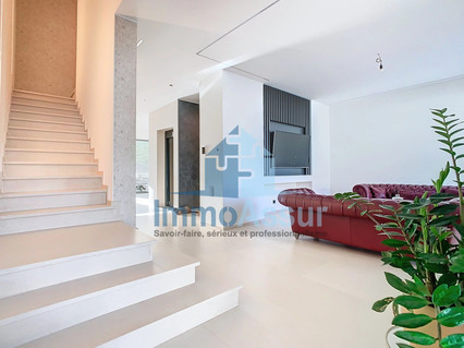 Semi-detached with 5 bedroom(s) to sell in Differdange