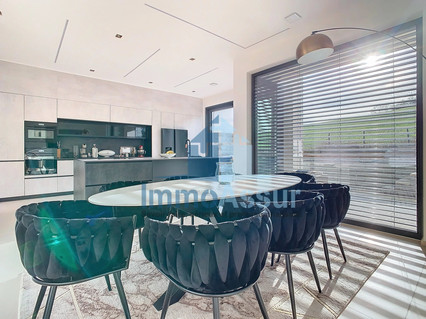 Semi-detached with 5 bedroom(s) to sell in Differdange