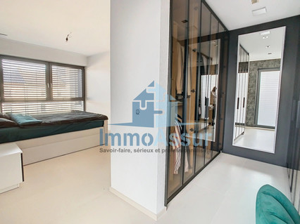 Semi-detached with 5 bedroom(s) to sell in Differdange