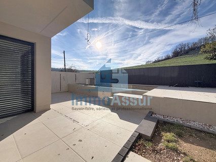 Semi-detached with 5 bedroom(s) to sell in Differdange