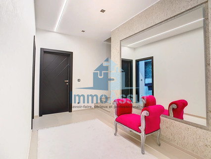 Semi-detached with 5 bedroom(s) to sell in Differdange