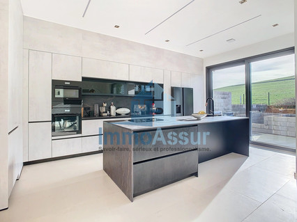 Semi-detached with 5 bedroom(s) to sell in Differdange