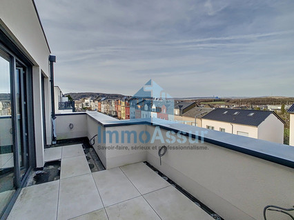 Semi-detached with 5 bedroom(s) to sell in Differdange