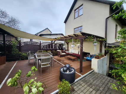 Moradia geminada com 7 quarto(s) para venda em Mersch