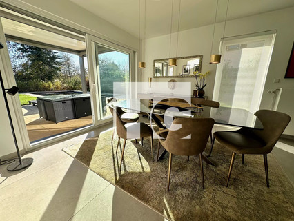 Moradia com 4 quarto(s) para venda em Redange-sur-Attert