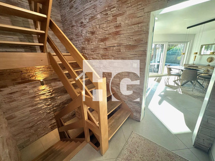 Moradia com 4 quarto(s) para venda em Redange-sur-Attert