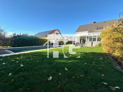 Moradia com 4 quarto(s) para venda em Redange-sur-Attert