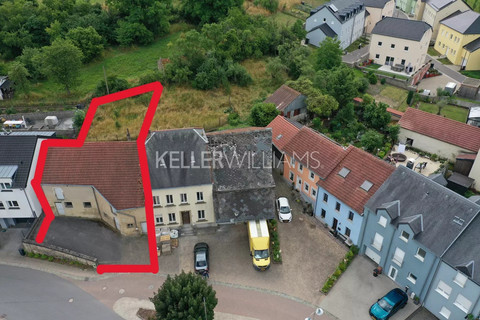 Kleines Bauernhaus zu verkaufen in Osweiler