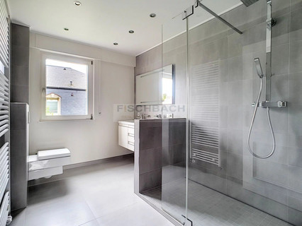 Haus 5 Zimmer zu vermieten in Mamer