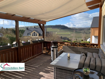 Moradia com 4  quarto(s) para venda em Nittel