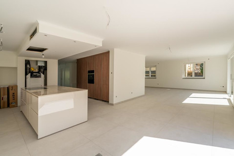 Apartment with 3 bedroom(s) to sell in Luxembourg-Weimerskirch