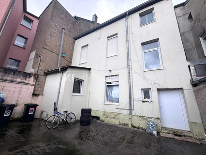 Moradia com 6 quarto(s) para venda em Bettembourg