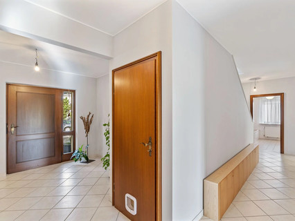 House with 5 bedroom(s) to sell in Garnich