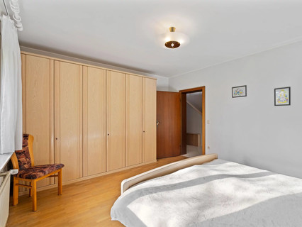 House with 5 bedroom(s) to sell in Garnich