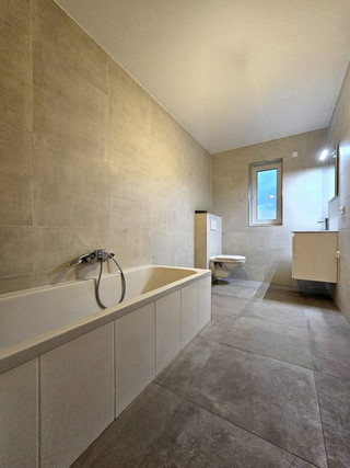 Moradia com 4 quarto(s) para venda em Neunhausen