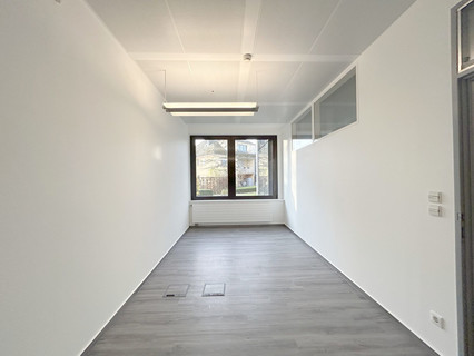 Office to rent in Bertrange