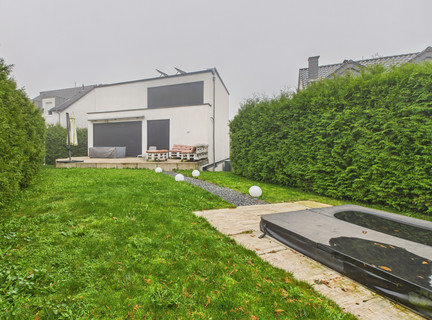 Moradia individual com 4 quarto(s) para venda em Eschdorf