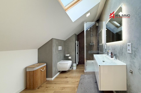 House with 5 bedroom(s) to sell in Schengen