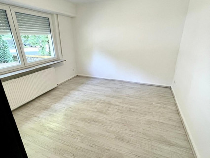 Office to rent in Roeser