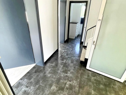 Office to rent in Roeser