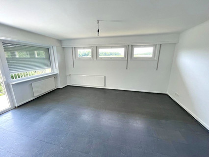 Office to rent in Roeser