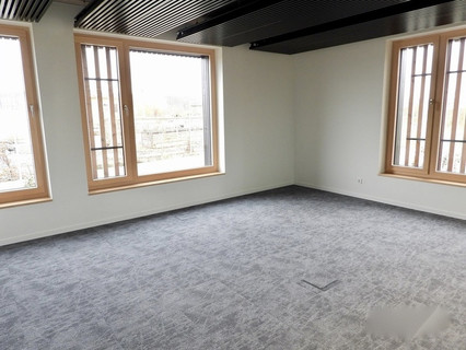 Office to rent in Bertrange