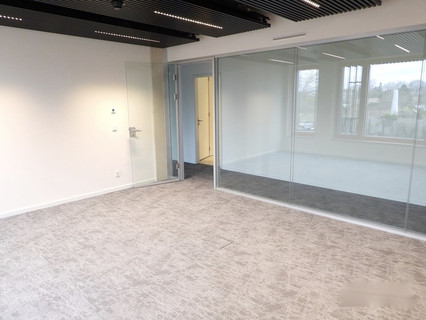 Office to rent in Bertrange