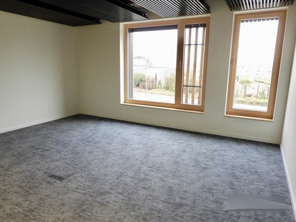 Office to rent in Bertrange