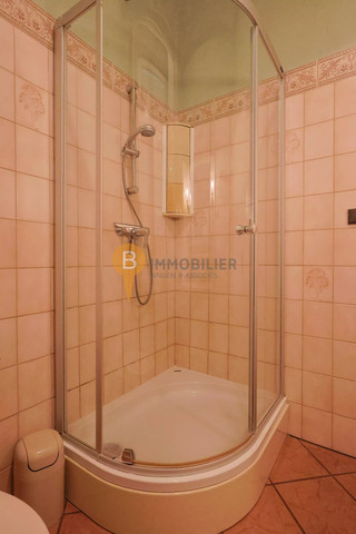 Moradia geminada com 4 quarto(s) para venda em Diekirch