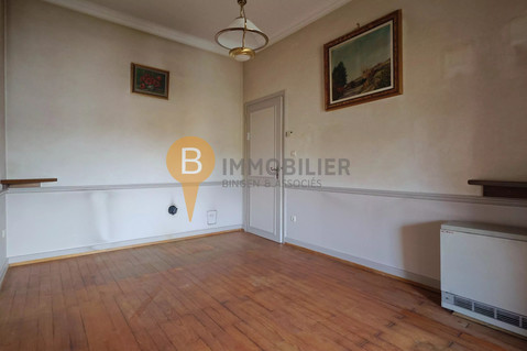 Moradia geminada com 4 quarto(s) para venda em Diekirch