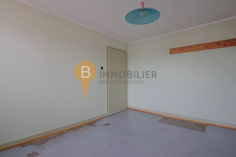 Moradia geminada com 4 quarto(s) para venda em Diekirch