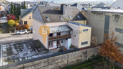 Moradia geminada com 4 quarto(s) para venda em Diekirch