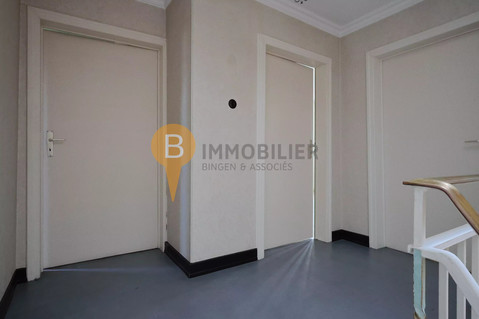 Moradia geminada com 4 quarto(s) para venda em Diekirch