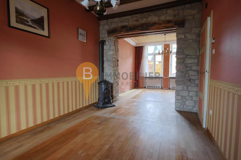 Moradia geminada com 4 quarto(s) para venda em Diekirch