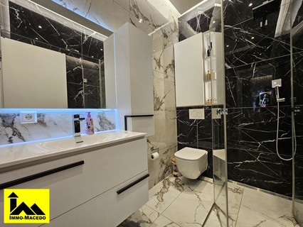 Moradia geminada com 6 quarto(s) para venda em Bissen