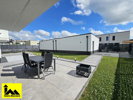 Moradia geminada com 6 quarto(s) para venda em Bissen