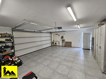 Moradia geminada com 6 quarto(s) para venda em Bissen