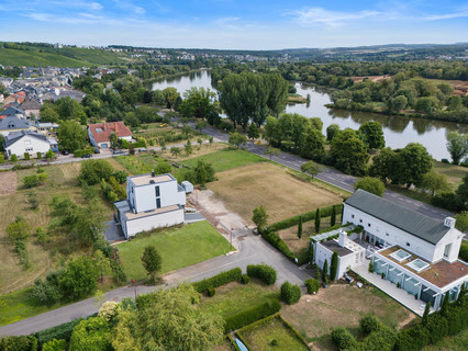 Land with 4 bedroom(s) to sell in Schengen