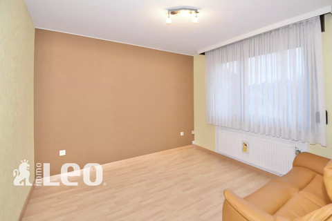 Moradia geminada com 3 quarto(s) para venda em Olm