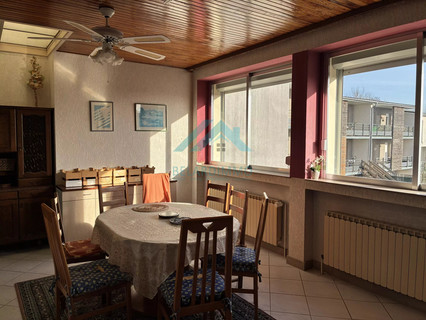 Moradia geminada com 8 quarto(s) para venda em Hettange-Grande