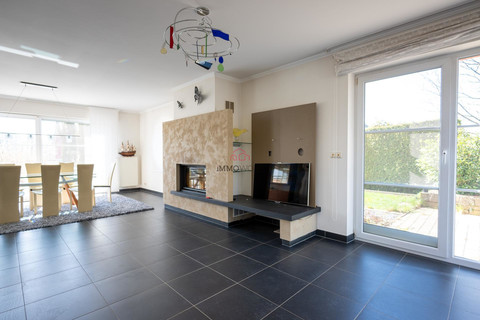 Doppelhaushälfte 5 Zimmer zu verkaufen in Niederfeulen