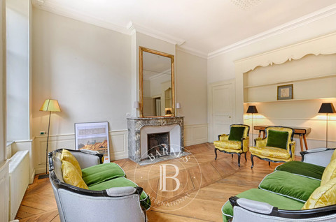 Luxurious house with 6 bedroom(s) to sell in Nancy